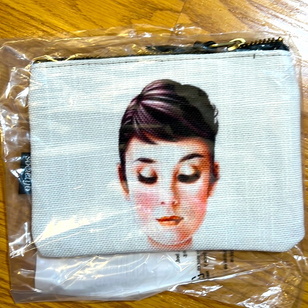 Audrey Hepburn pouch